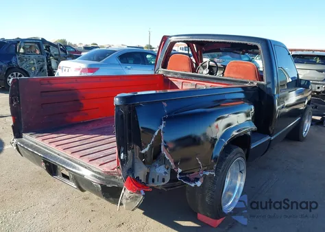 1993 Chevrolet Gmt-400 C1500 z USA, uszkodzony, nr VIN 1GBDC14K5PZ255165